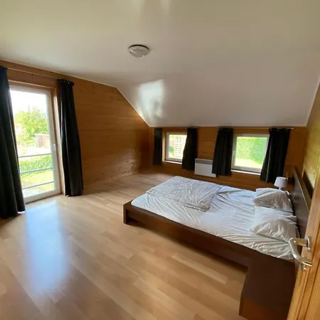 Le Greillis بيت للعطل *